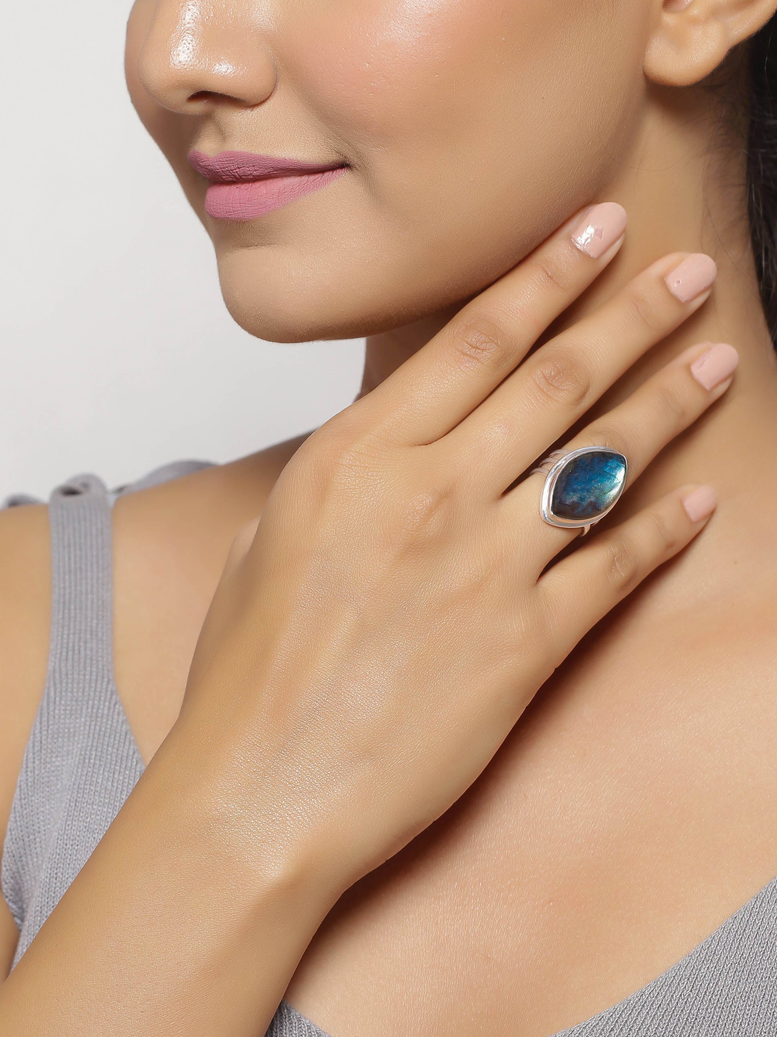 Tiramisu - Vendita all'ingrosso Anelli con pietra singola/solitario - Anello in argento sterling 925 con labradorite1