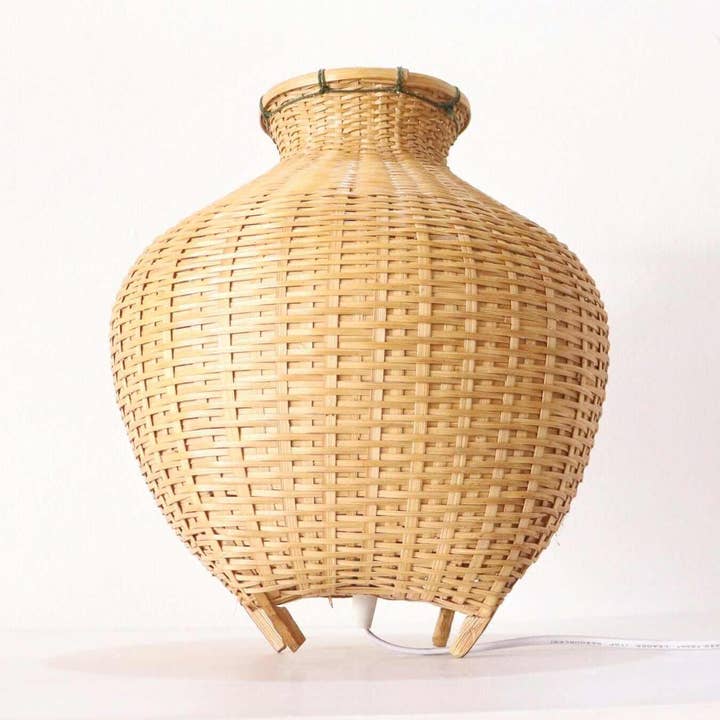 BA WON KAN - Stehleuchte für den Großhandel von Thaihomeshop