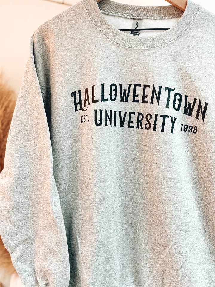 Cuello redondo de Halloweentown para venta al por mayor de Powered By Daisies