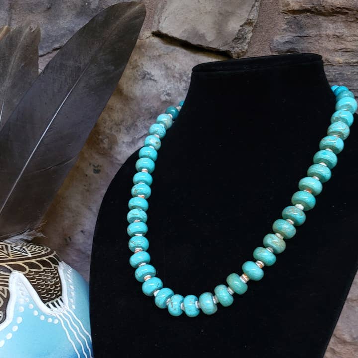 Horse Spirit Studio - Wholesale Beaded/Pearl Necklace - Native Navajo made Turquoise, Spiny Oyster shell Necklace