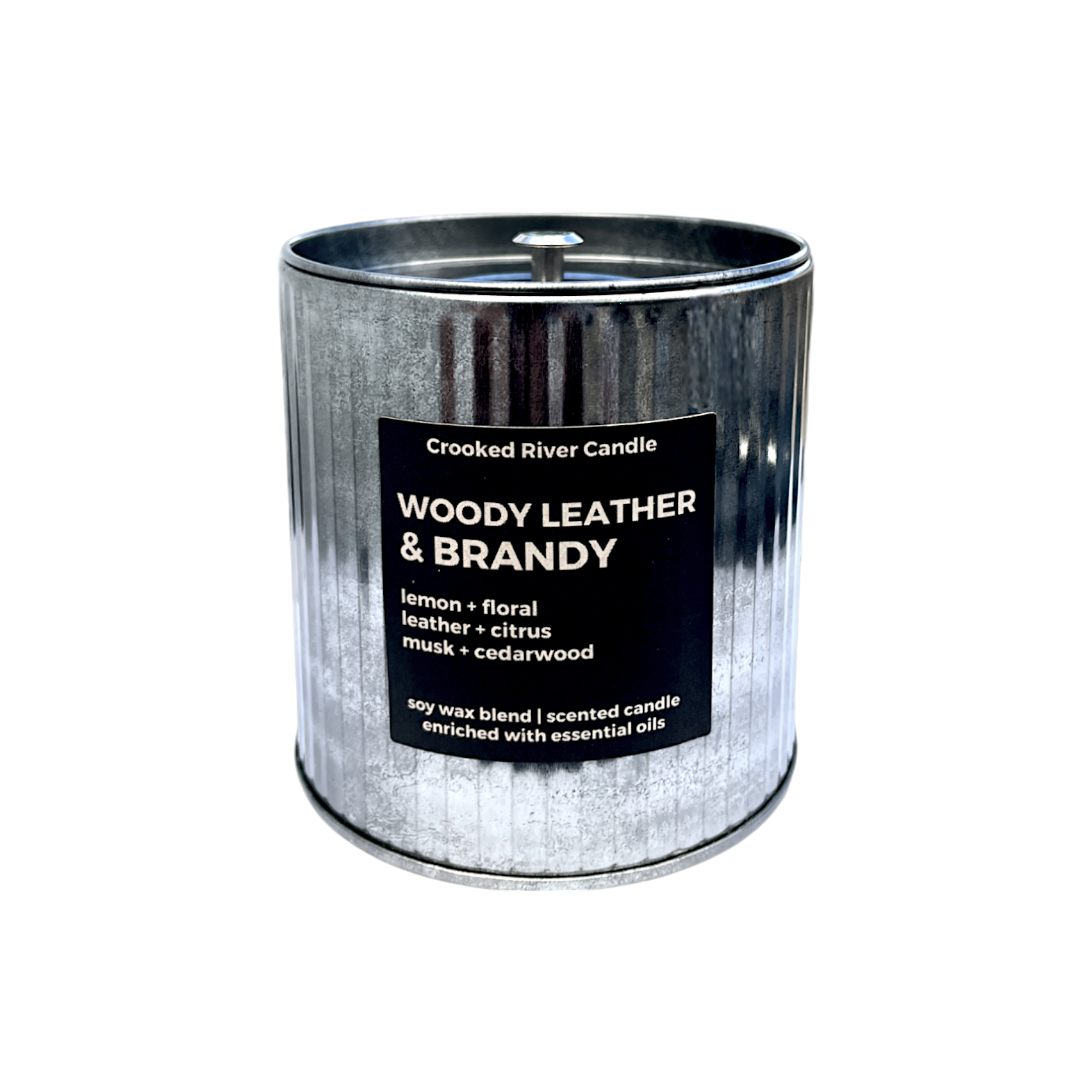 Crooked River Candle - Venta al por mayor Velas en tarros - Vela de Cuero y Brandy Amaderado | Lata Rústica | Mecha de Madera1