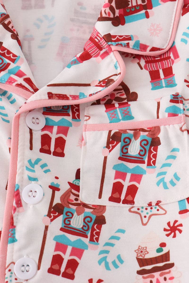Mom & Co. - Wholesale Sleepwear Set - Kids - Christmas nutcracker print ruffle pajamas set1