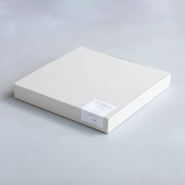 KIKIME - Wholesale Dinner Plate - amime Plate 10" | Dinner Plate with metal net 9.8" | Pottery8