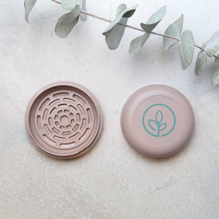 Beewise - Wholesale Shampoo puck/solid shampoo - Shampoo Bar Shower & Travel Box | Recycled Plastic3