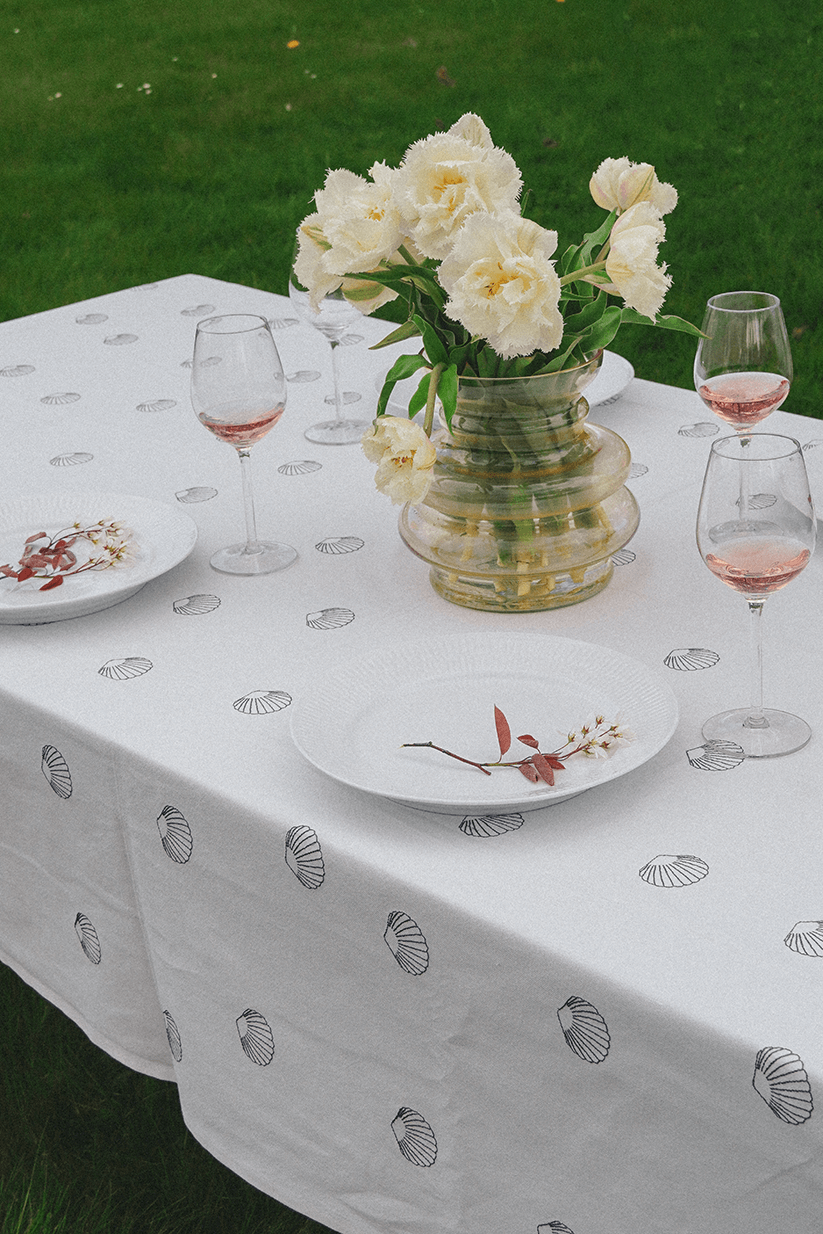 Blåmst - Wholesale Tablecloth - Mussel Dew1