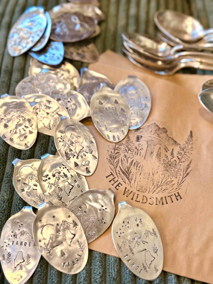 EDIZIONE CIMELIO DELLA CITTÀ NATALE; posate personalizzate stampate (set di 6) per la vendita all'ingrosso da parte di The WildSmith