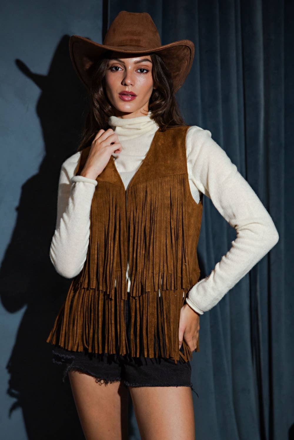 PORSHA – wholesale Outerwear Vest - Women’s – Fringe Suede Vest2