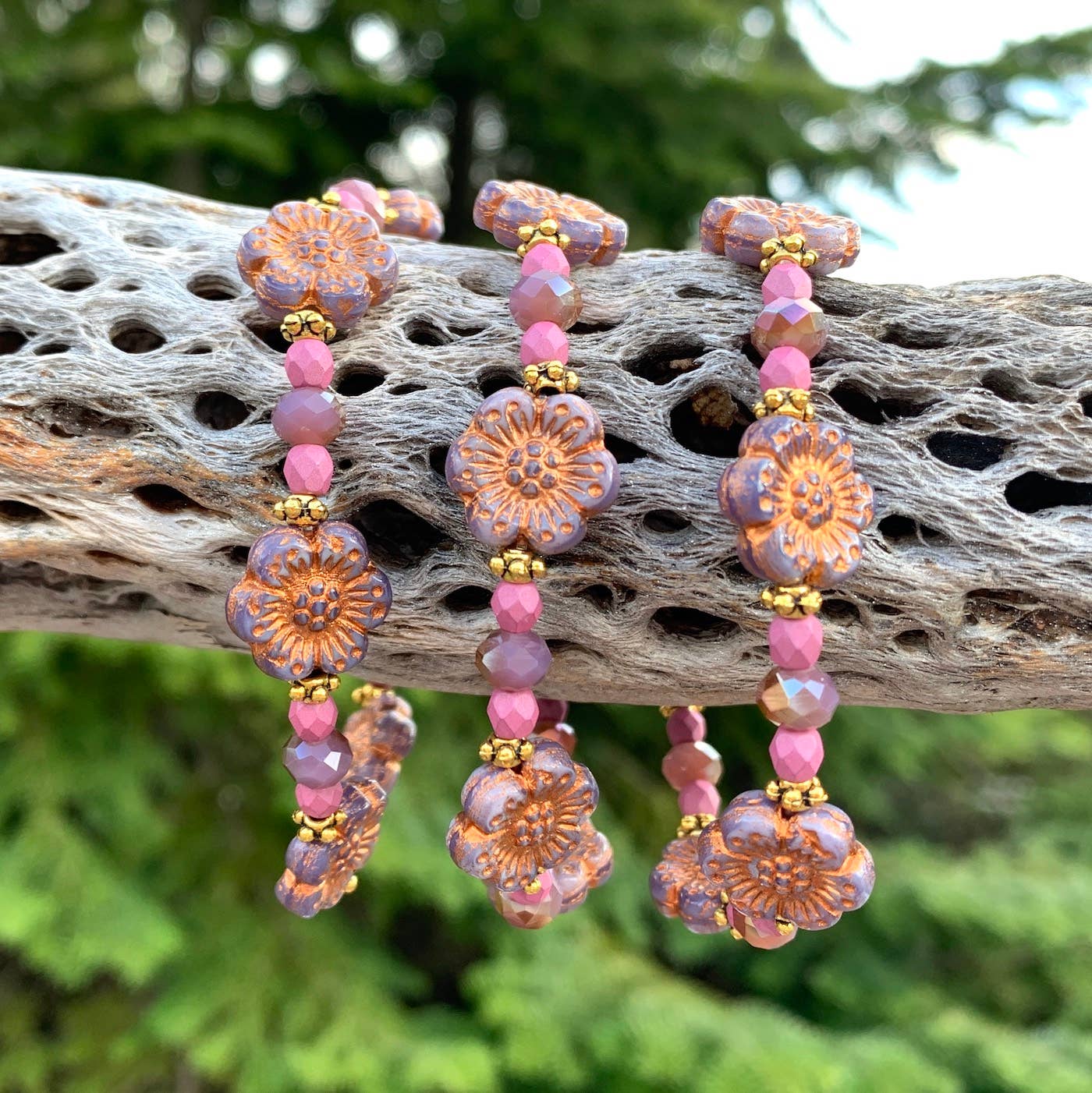 Marlene VanBeek Jewelry - Venta al por mayor Pulsera de cuentas - Pulsera Elástica Cardada Aster - Flores de Jardín Rosas8