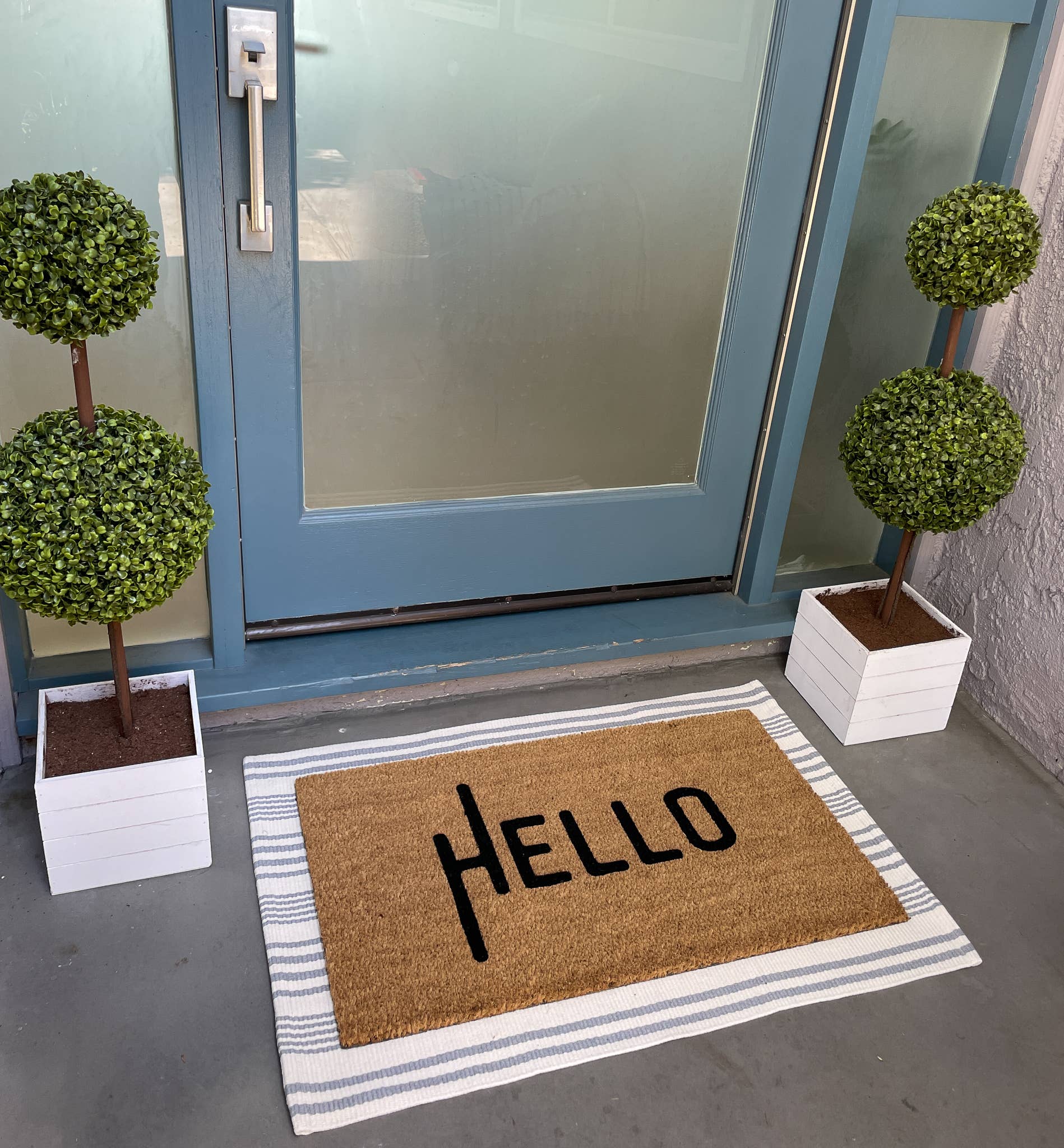 Nickel Designs Doormats - Wholesale Area Rug - Cream and Grey Striped Accent Rug2