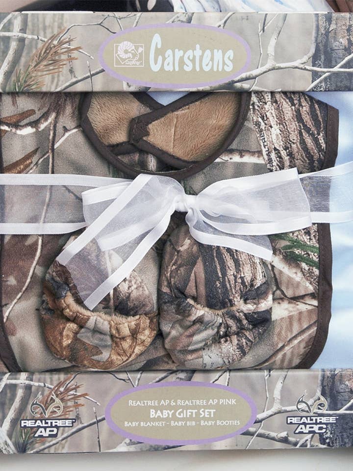 Carstens, Inc. - Wholesale Clothing Set - Baby - Realtree AP® Boxed Baby Gift Set