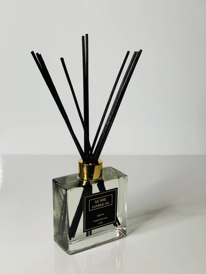 Diffuseur Reign Reed pour la vente par Sa’She Luxe
