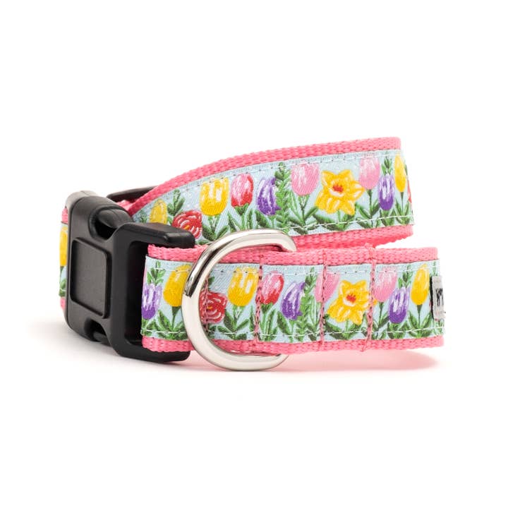 Blue Hello Spring Collar for wholesale on Faire