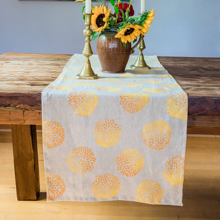 Linen Table Runner in Pom Pom Ombré for wholesale by Tulusa
