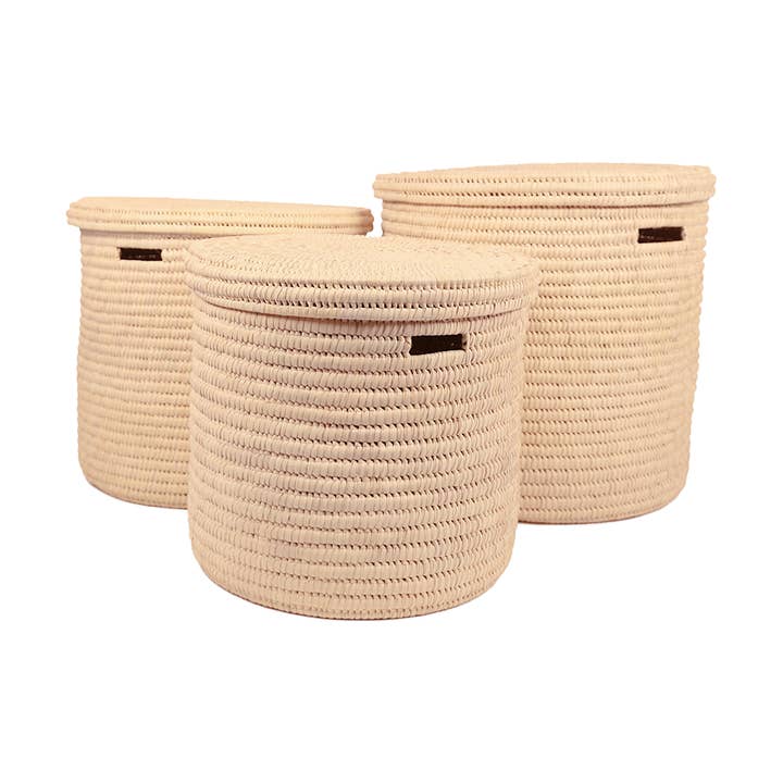 The Basket Room – wholesale Laundry basket – PALE: Natural Lidded Laundry Basket | Log Basket | Toy Storage with Handles | Blanket Basket | Laundry Hamper5