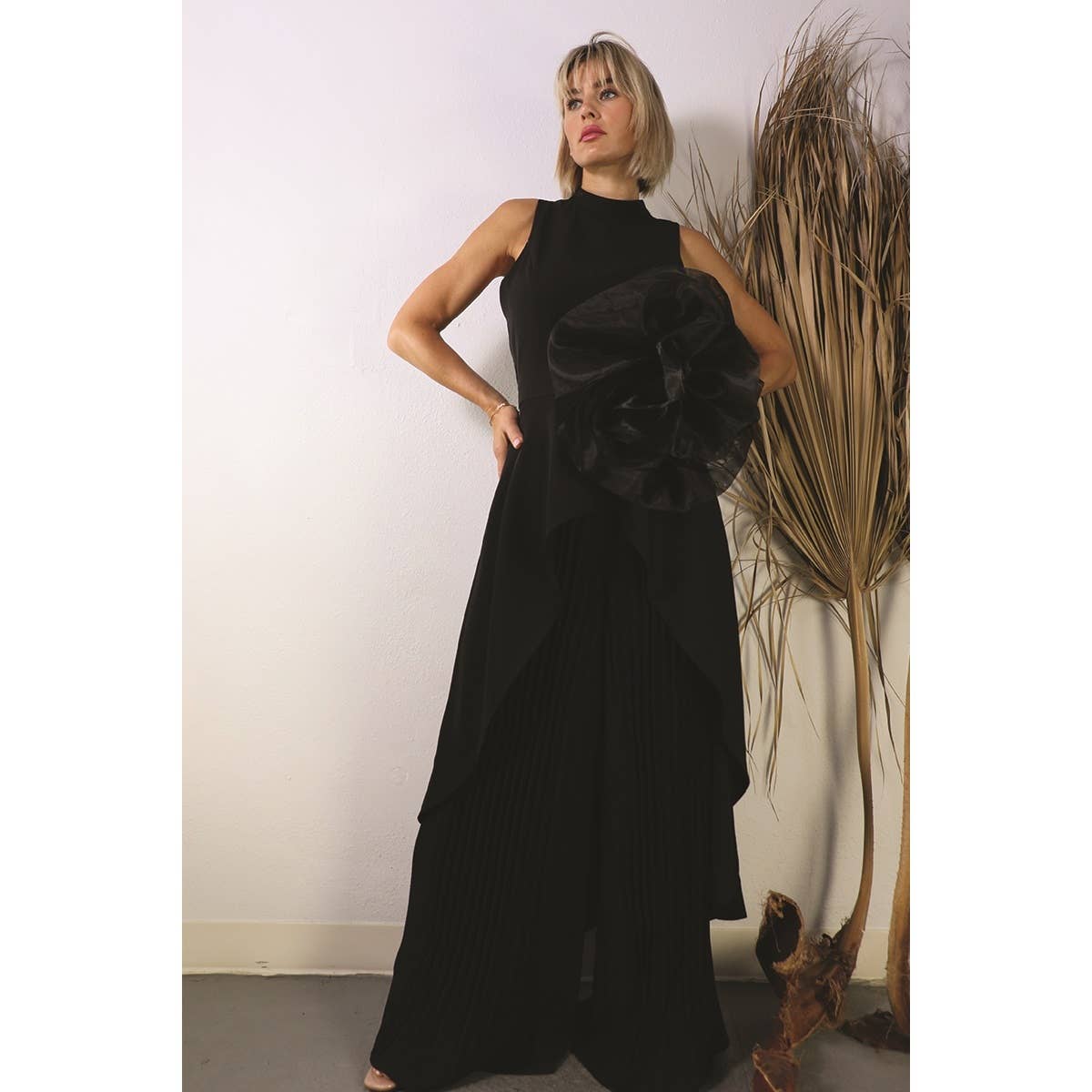 BLACK ORGANZA FLOWER BROOCH for wholesale on Faire18