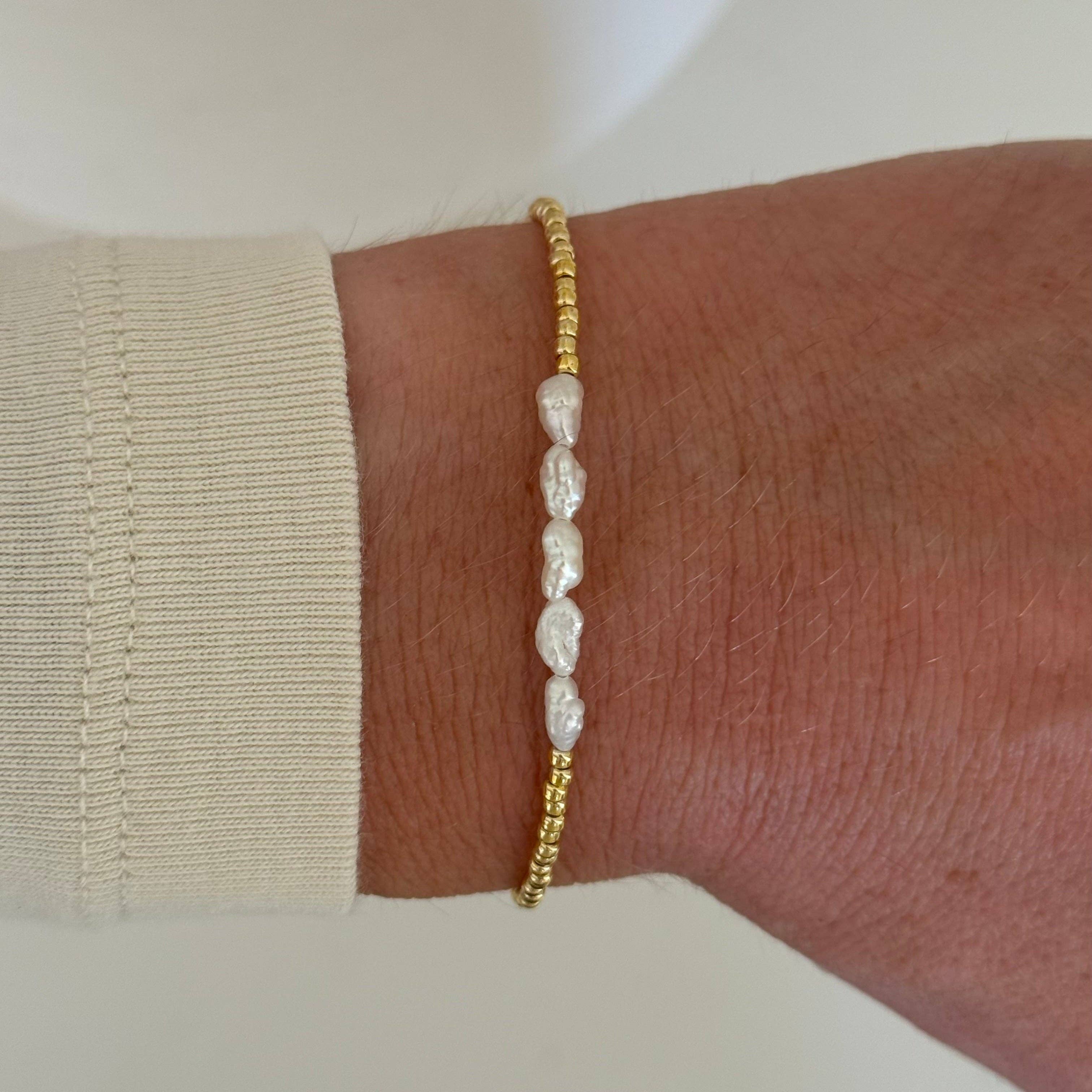 i said oui – wholesale Beaded bracelet – Vintage Pearl & Gold Strand1