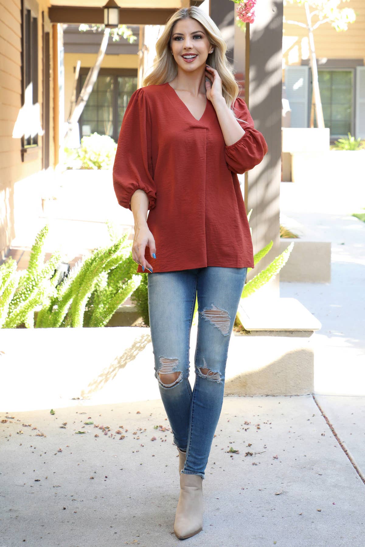 You & Me – wholesale Blouse – Women’s – YMT20085V-V-NECK BAND ELASTIC TUNNEL SLEEVE WOVEN TOP - FALL22