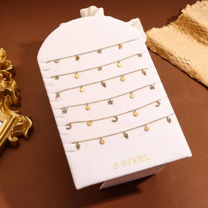 Sæt med 6 fine guldkæder med vedhæng for engroshandel hos joya