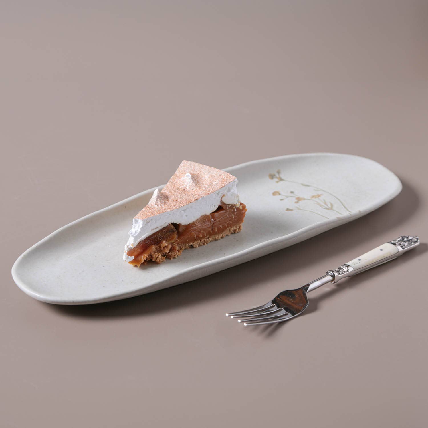 Ivory Shallow Oval Platter Large 14.17 x 5.12" Campestre for wholesale on Faire1