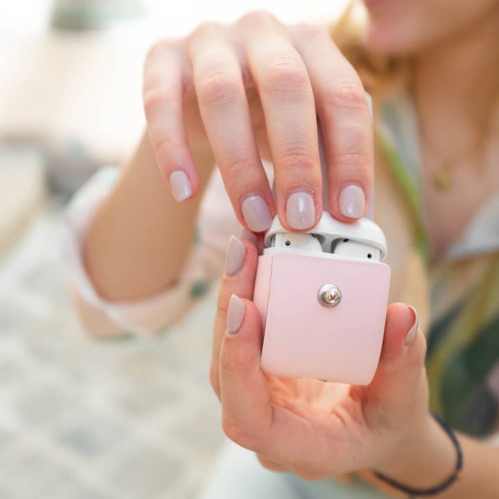 Maison Origin – wholesale Airpod-/hörlursfodral - Unisex – AIRPODS VÄSKA 1 & 2 - ÅTERVUNNET LÄDER