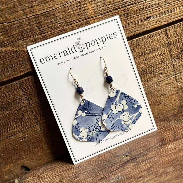 Santorini-Stil für den Großhandel von Emerald Poppies