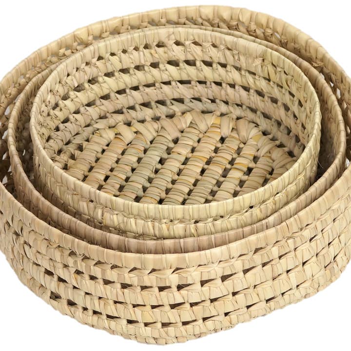 Bohome Living - Wholesale Basket - Flat round basket made of palm leaves5