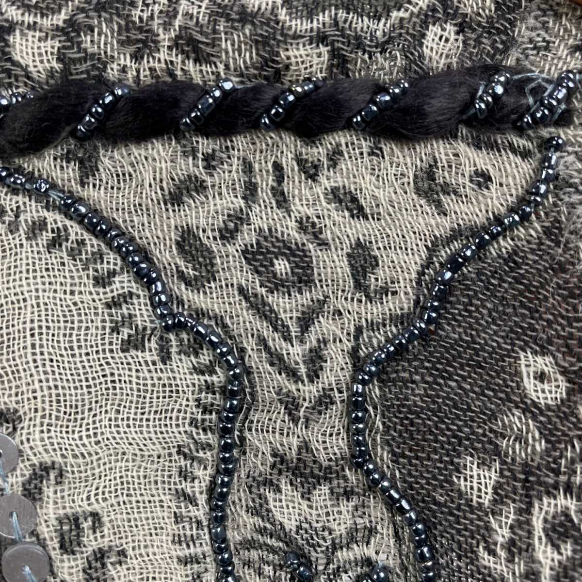 Chenson & Gorett – Cachecol - Mulher por atacado – Lenço Étnico Indiano de Lã com Paetês e Bordados28