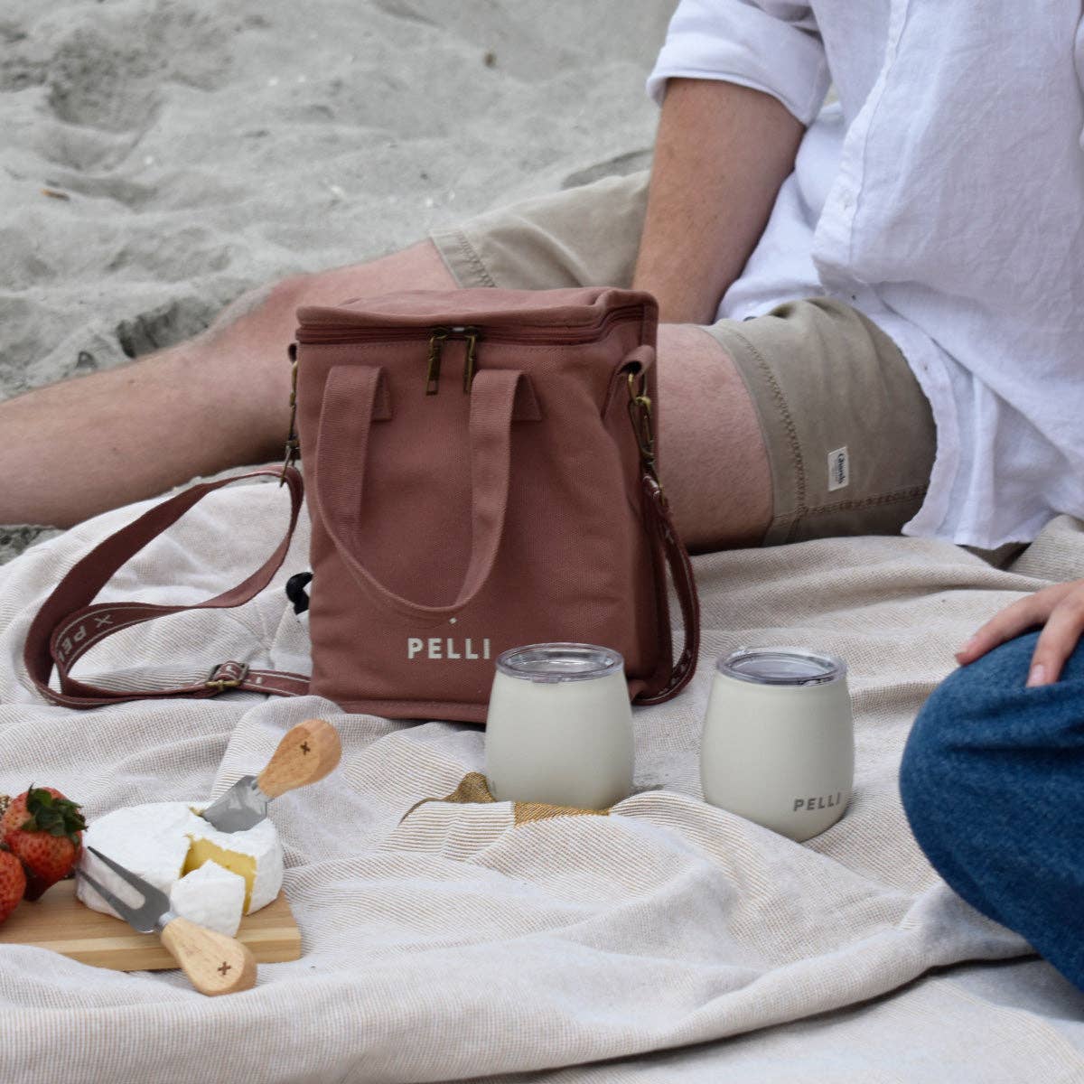 Mulberry Outside of the Box Cask - Wine Cask Cooler Bag for wholesale on Faire1