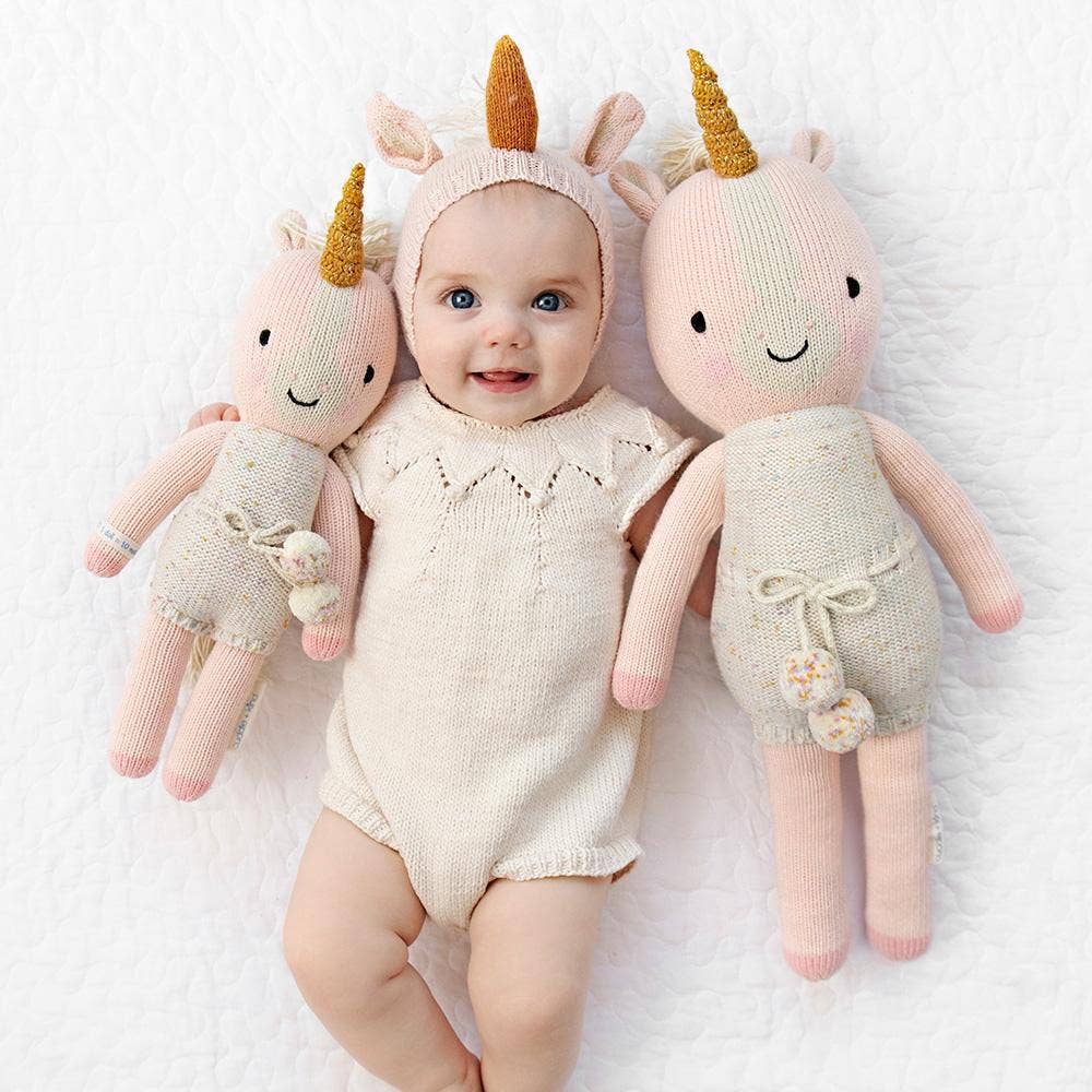 cuddle+kind - Wholesale Doll - Kids - Ella the unicorn, gives 10 meals6