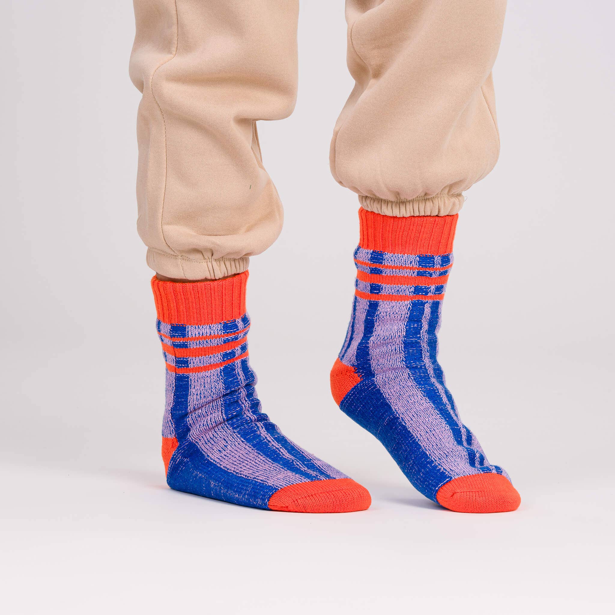 VERLOOP | knits - Wholesale Socks - Unisex - Plaid Stripe House Socks7