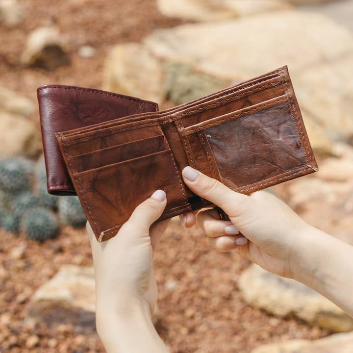Atitlan Leather - Wholesale Wallet - Men's - Leather Bifold Wallet with ID Window