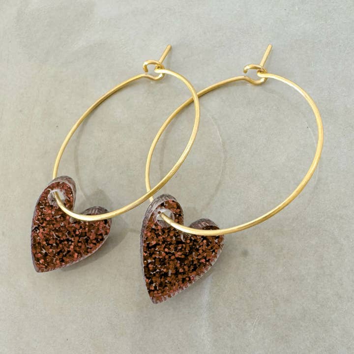 Earrings Hoops Lume Charms Festive | Hearts - Chocolate for wholesale by vanMauZ