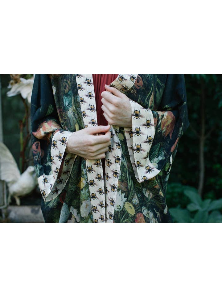 Market of Stars (Worldwide) - Wholesale Kimono - Women's - I Dream In Flowers Opera Duster Kimono Robe w/ Bees