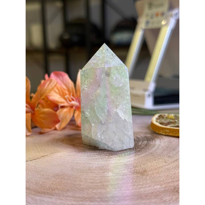 Crystal Cove Minerals – wholesale Spiritual stone/crystal – Aura Fire and Ice Tower - 6.5cm x 4cm - 112g2