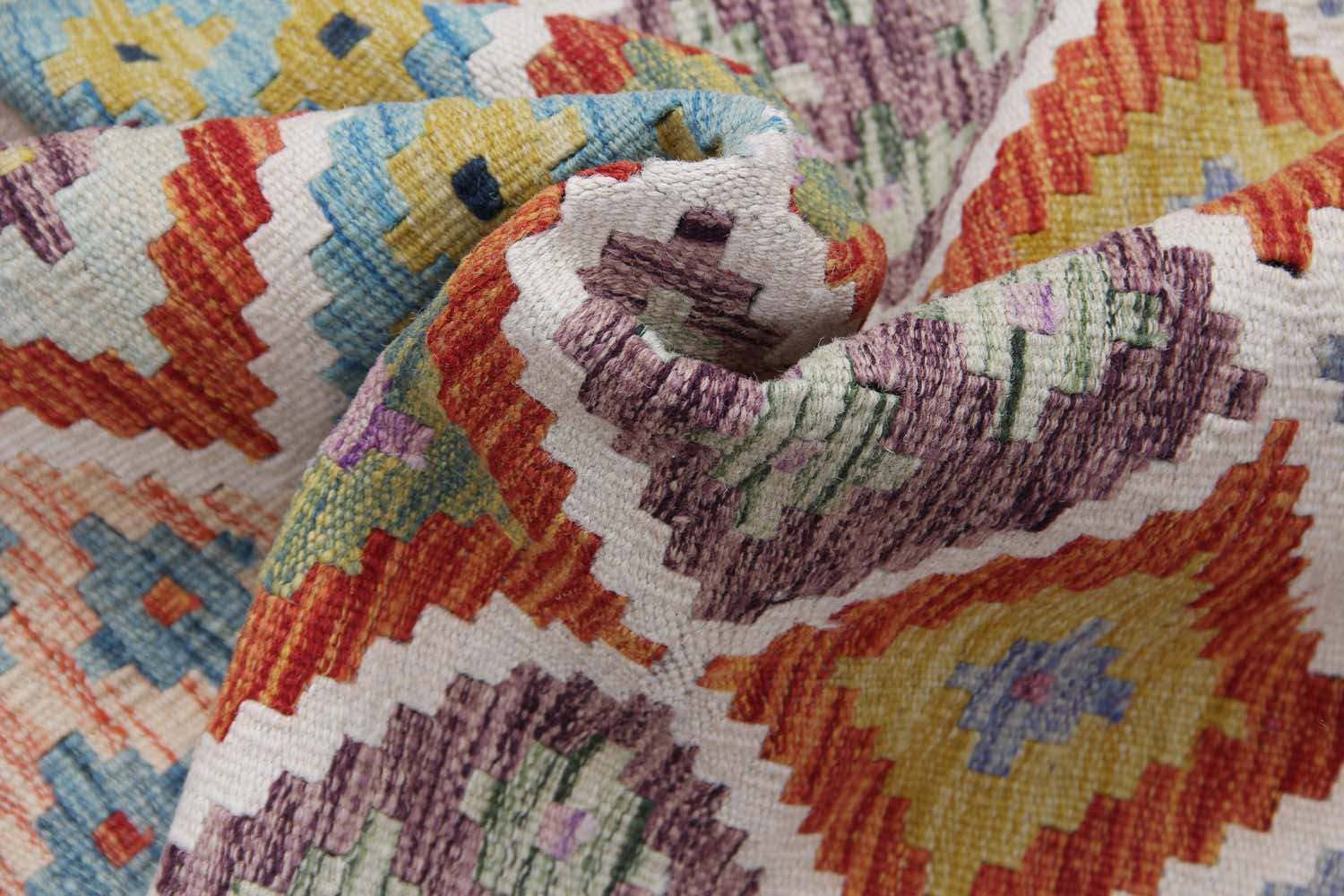 Mohammadzadeh & Sohn - Wholesale Area Rug - Handwoven kilim - unique
4