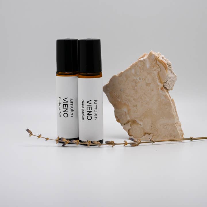 Vieno Fragrance Rollerball for wholesale by lumulen