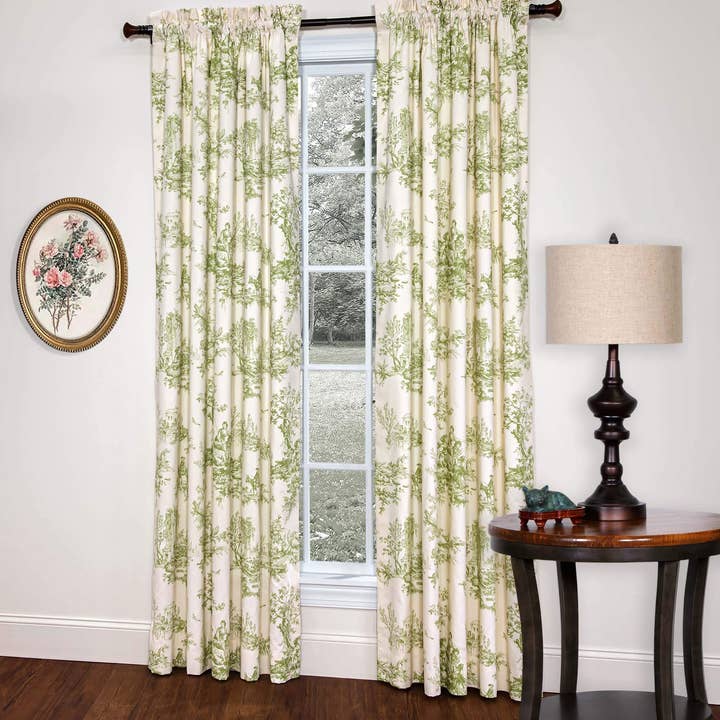 Panneaux de poche Bouvier Green Rod pour la vente par Thomasville at Home