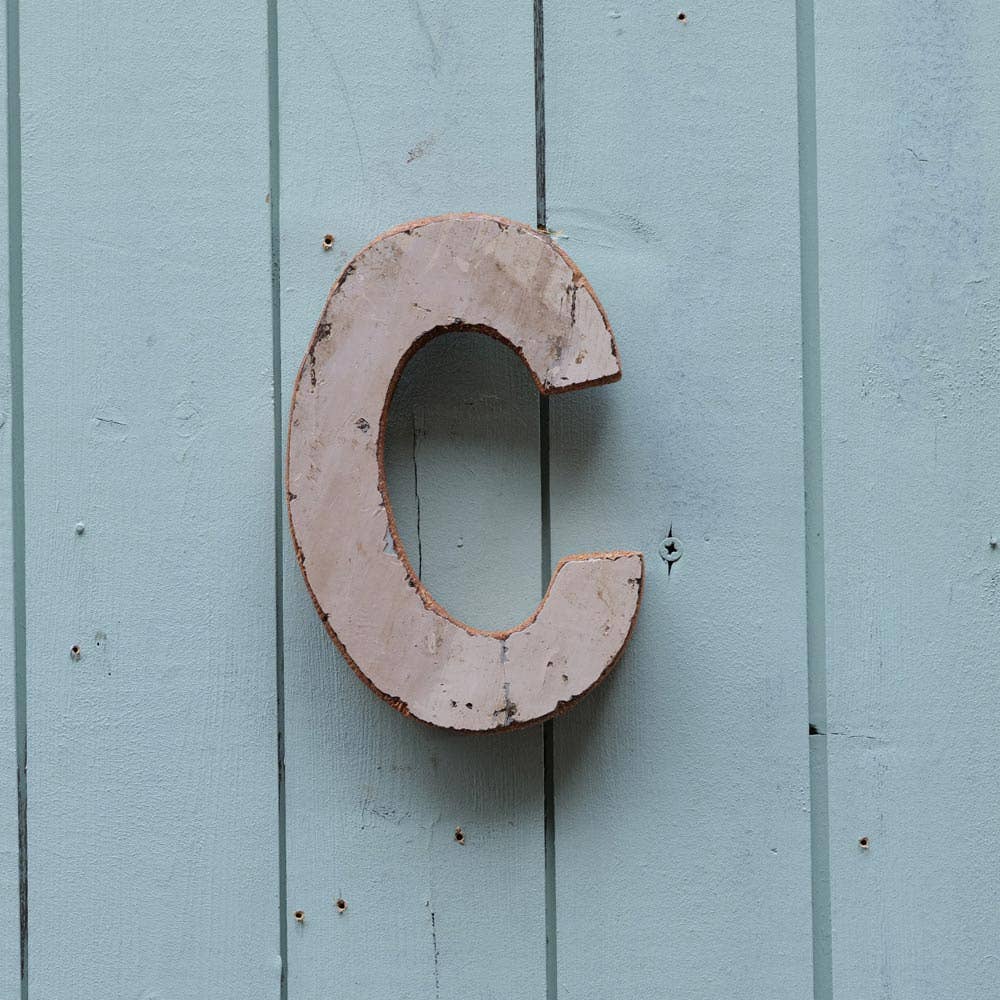 Nature and Style Wohnkultur Import GmbH - Wholesale Wall Accent - Wooden letters2