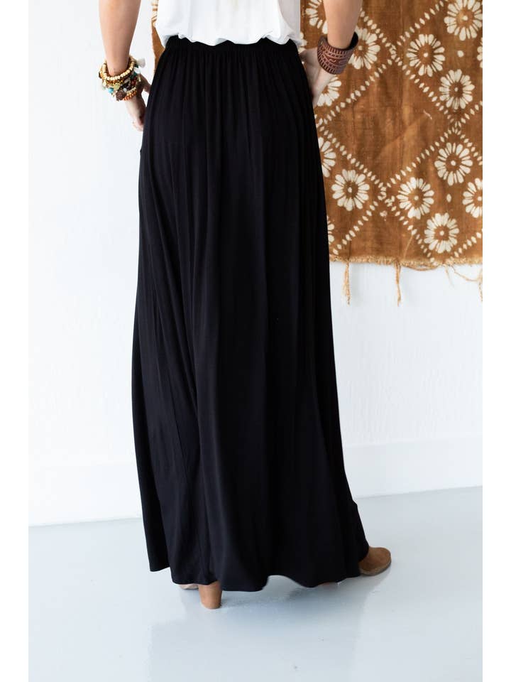 Three Bird Nest - Wholesale Skirt - Women's - The Perfect Pocketed Maxi Skirt - Black