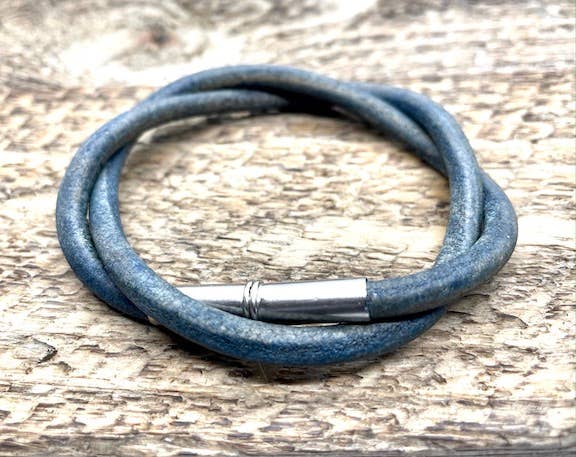 Tres Cuervos - Wholesale Bangle Bracelet - Flint Silver Bracelet - *Limited Supply*1