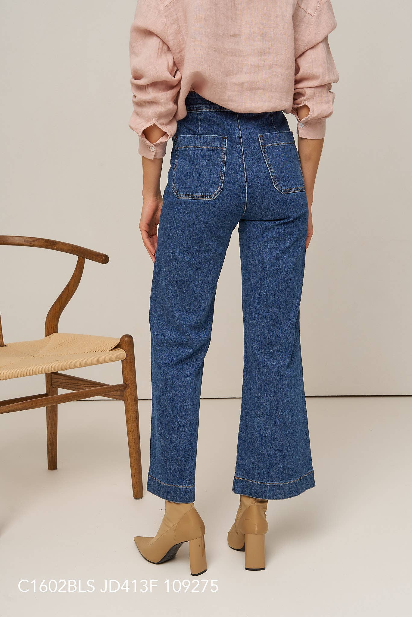 Oraije Paris - Vendita all'ingrosso Jeans - Donna - Jeans larghi Victorine a 6 bottoni13