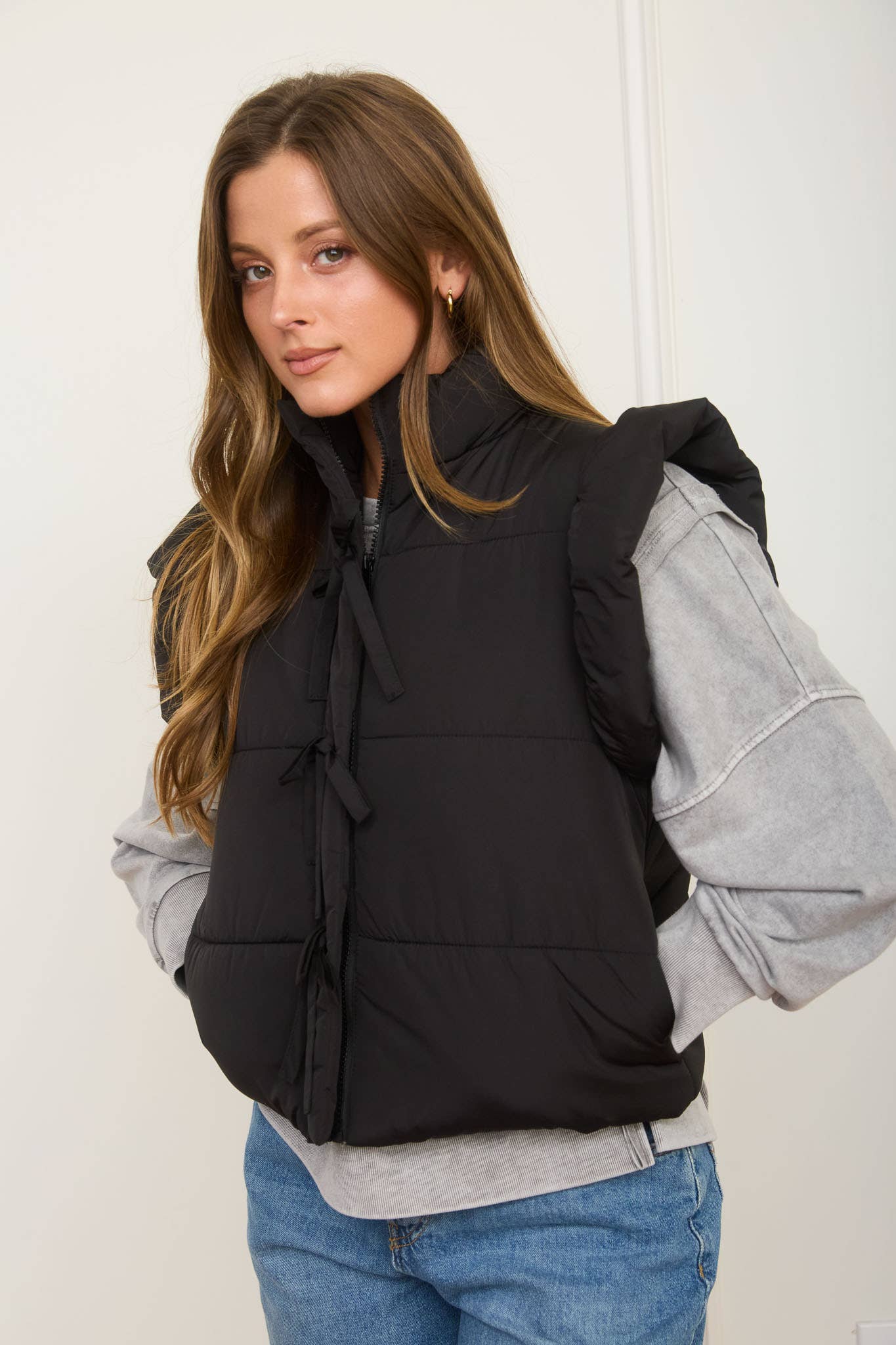 Blu Pepper - Wholesale Vest - Dames - PUFFERBODYWARMER MET RITS EN STRIKDETAILS EN VLEUGELMOUWEN (PRE-ORDER)27