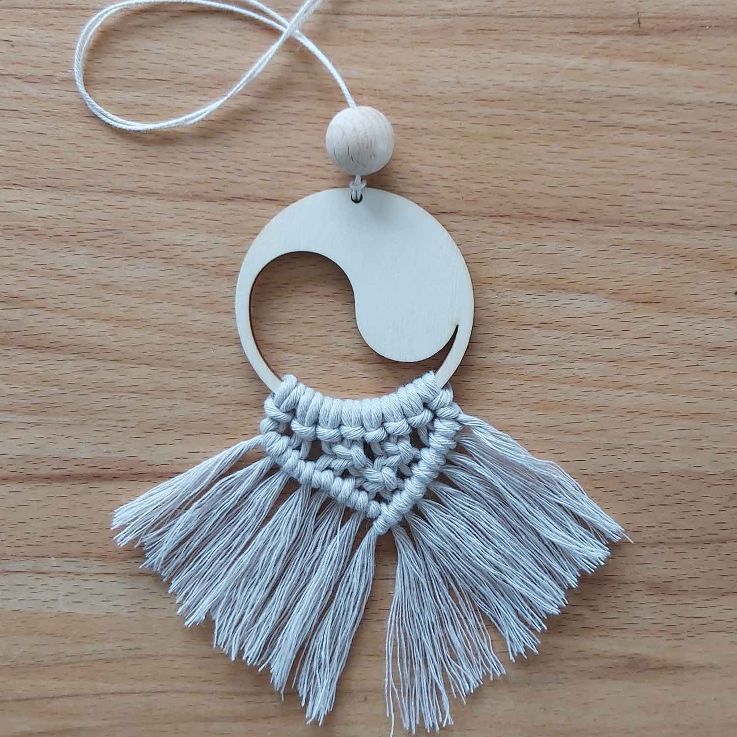 Familienmomente - Wholesale DIY Craft Kit - DIY Set Macrame Aroma Pendant Yin & Yang8