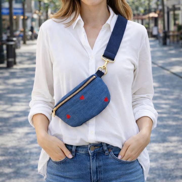 Women's Cotton Fanny Pack with Denim Effect – Red Hearts for wholesale by Reference Mode