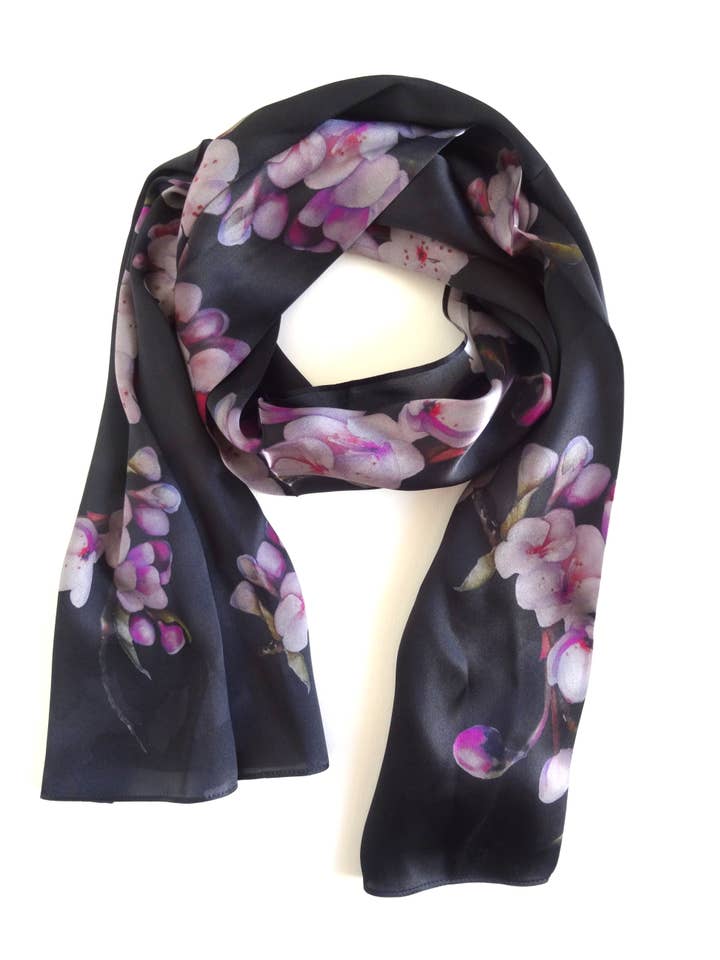 Bufanda de seda floral - Bufanda primavera rosa negra - Satén para venta al por mayor de Silk Squirrel
