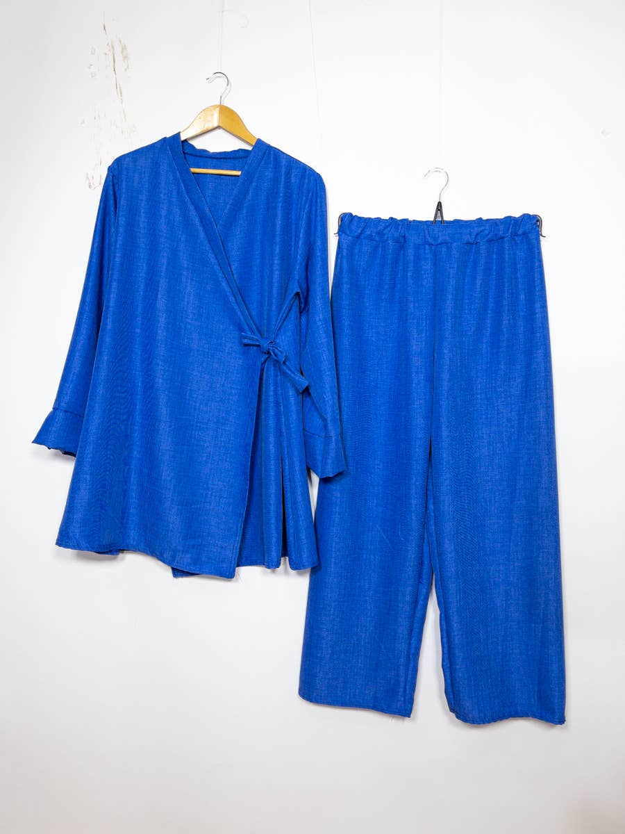 IDEAL OUTFIT – Großhandel Set aus Oberteil und Hose (NICHT Loungewear) – Damen – Abaya-Set mit überkreuztem Oberteil und seitlichen Knoten8