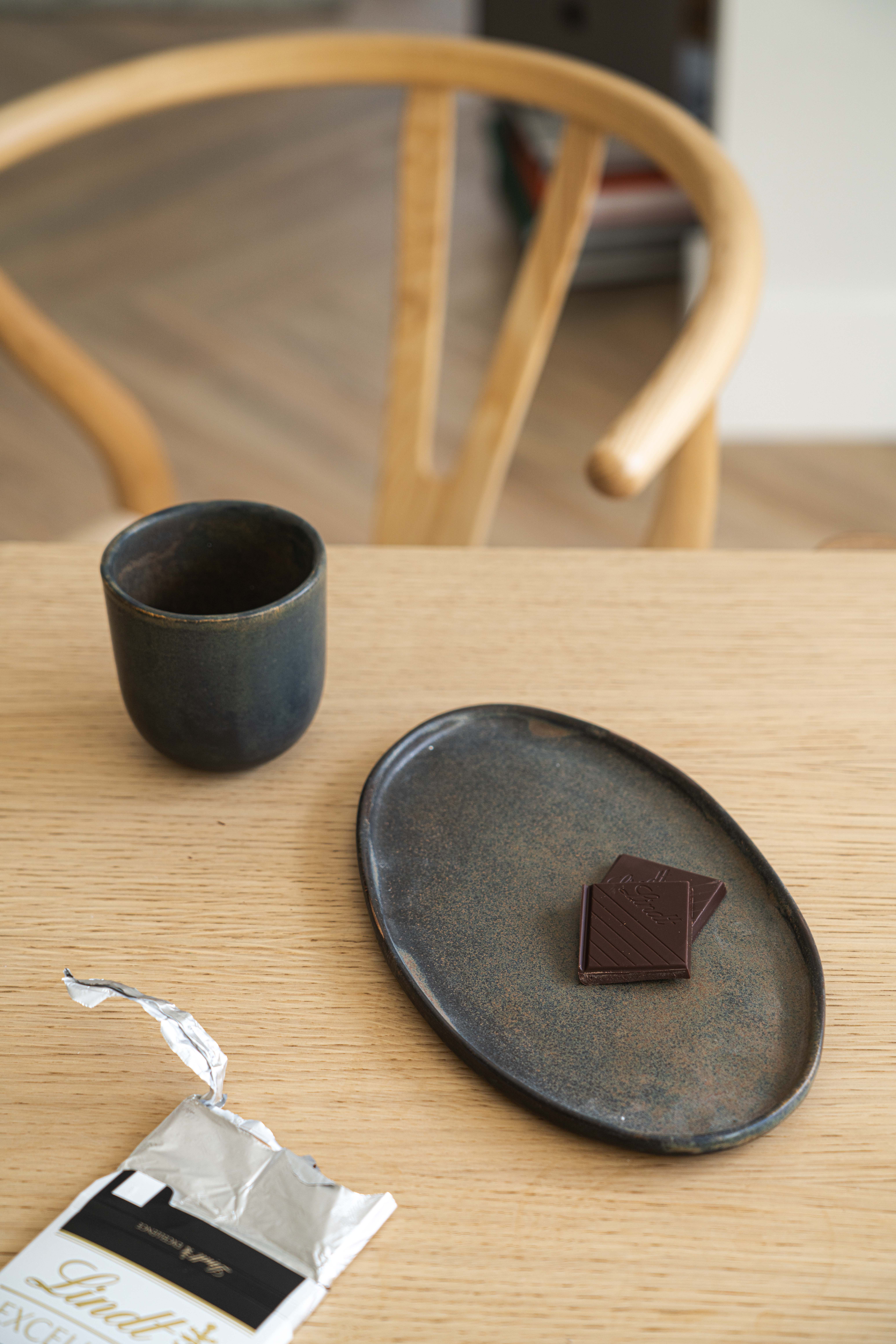 Creating Comfort Lab - Vendita all'ingrosso Vassoi - Vassoio ovale in stoneware color ruggine2