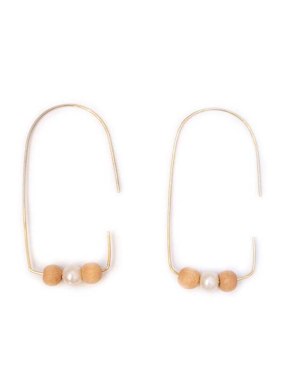 Orecchini a gancio Savvy per la vendita all'ingrosso da parte di Mata Traders