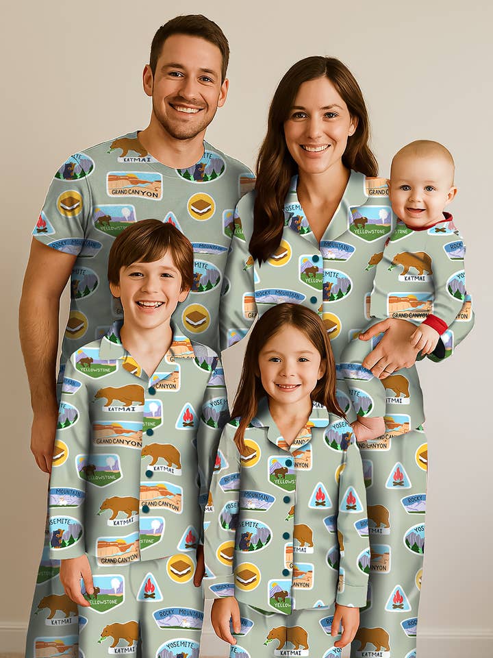 Conjunto de Pijamas a Juego para la Familia "Vamos a un Parque Nacional" para venta al por mayor de Rayns Tiny Stitches