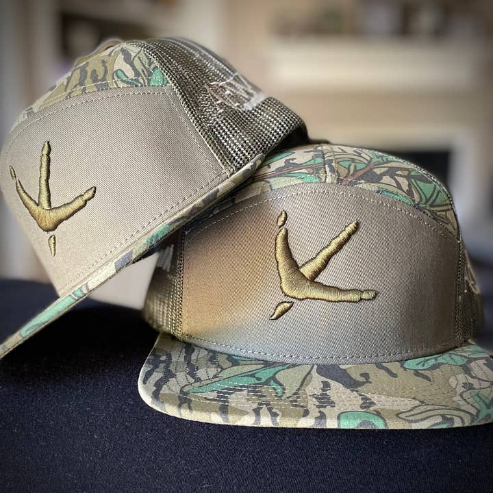 Turkey Tracks Logo Mossy Oak Greenleaf & Olive for wholesale by American Flyway Waterfowl